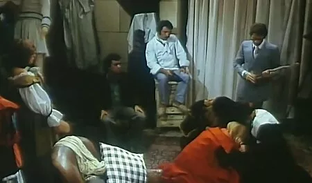 لزبین جلق نیمه پورن زدن آلت تناسلی با هم در همان بستر و رسیدن به شور و شعف
