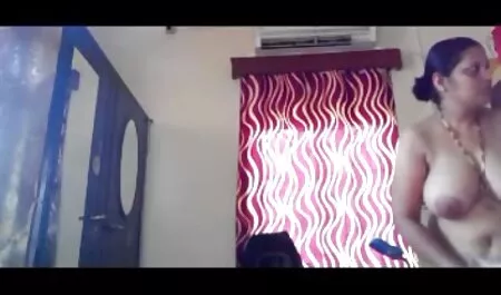 همسر مالک بانوی تمیز کردن دانلود رایگان فیلم سینمایی نیمه سکسی را اغوا کرد