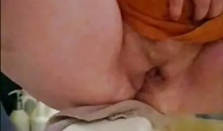دیدار Tori به, پورن نیمه اما در عشق نمی افتد, او شورت پوشیدن نیست