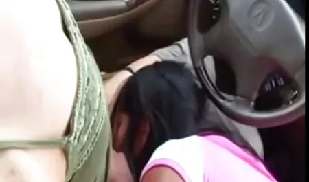 پرستار بچه جوان حاضر به داشتن رابطه جنسی با یک دانلود فیلم داستانی نیمه سکسی زن و شوهر نگران بر روی نیمکت