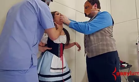 کوچک, دختر fucks در دانلود فیلم های نیمه سوپر سخت دیک سفید